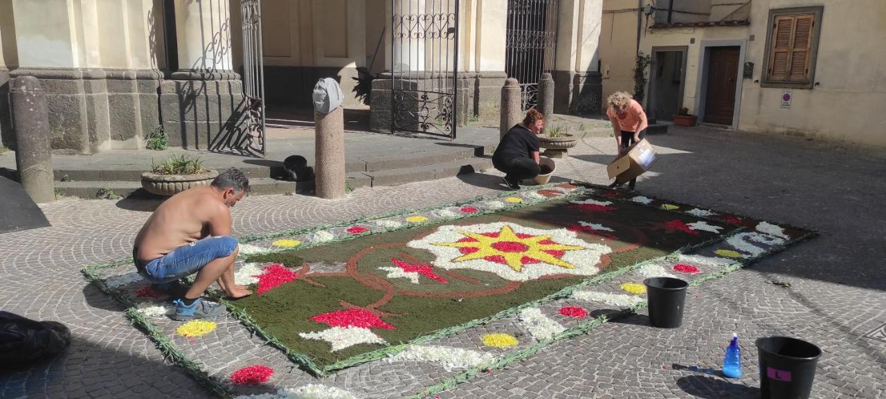 Piazza Duomo Casa Vacanze Sutri Zewnętrze zdjęcie