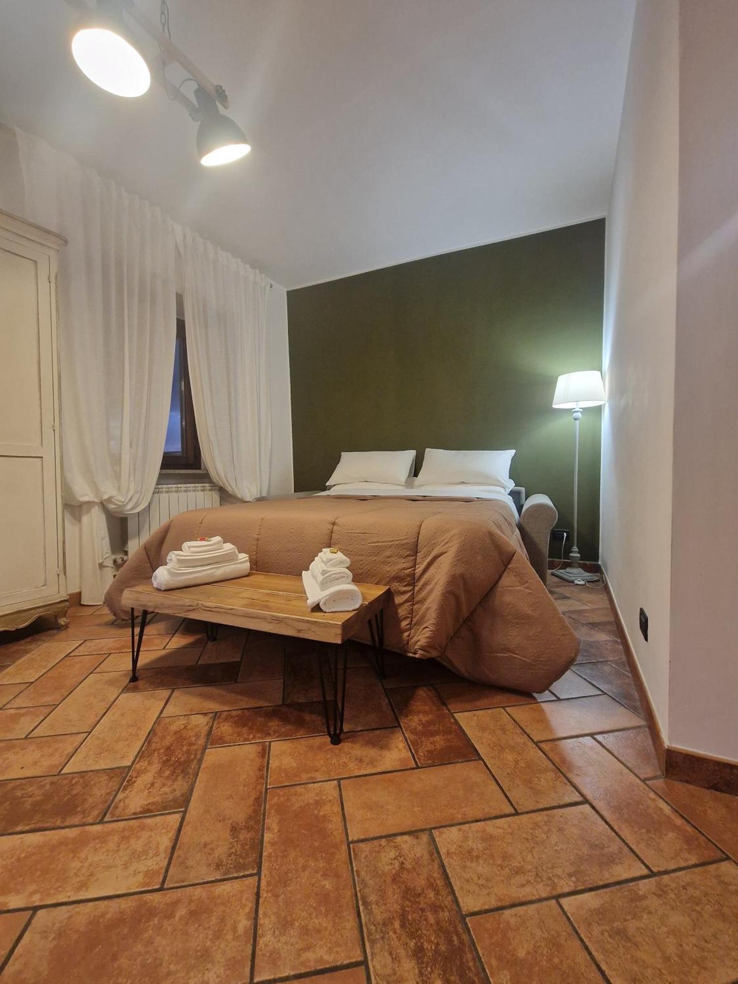 Piazza Duomo Casa Vacanze Sutri Zewnętrze zdjęcie